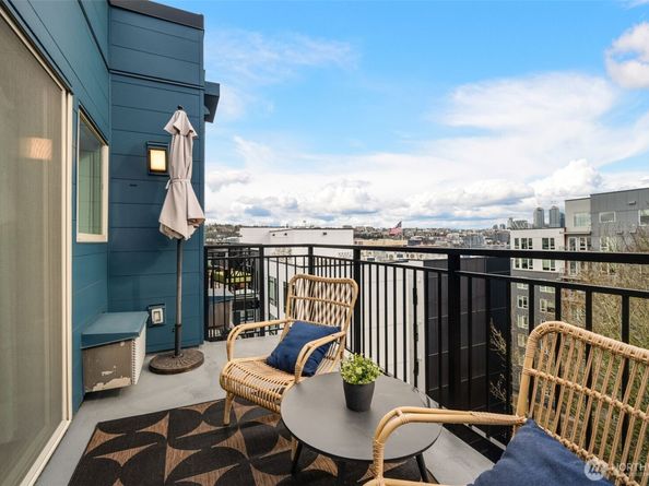 701 Galer Street 819, Seattle WA 98109