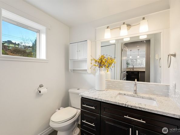 701 Galer Street 819, Seattle WA 98109
