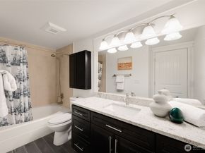 701 Galer Street 819, Seattle WA 98109