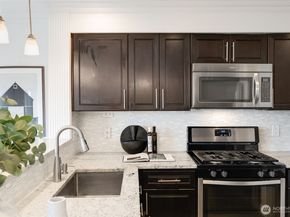 701 Galer Street 819, Seattle WA 98109