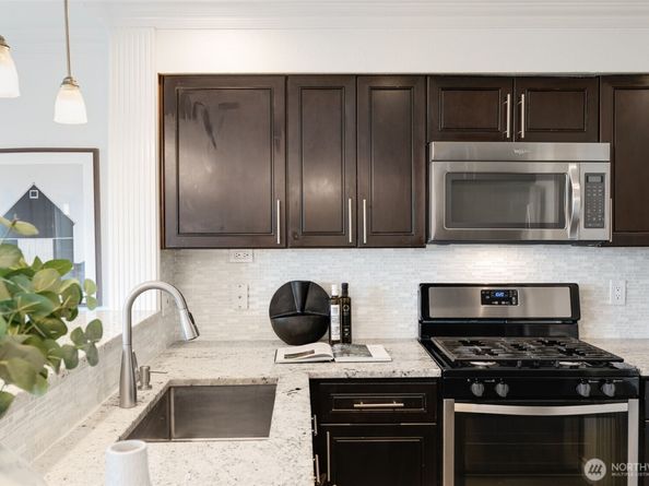 701 Galer Street 819, Seattle WA 98109
