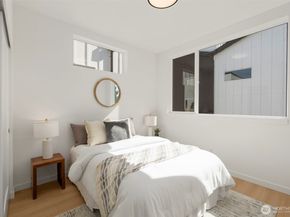 1223 N 48th Street, Seattle WA 98103