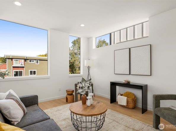 1223 N 48th Street, Seattle WA 98103