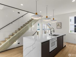 1223 N 48th Street, Seattle WA 98103