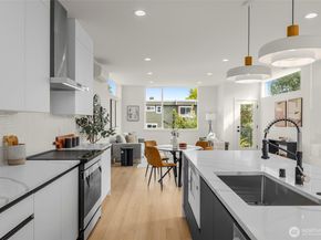 1223 N 48th Street, Seattle WA 98103