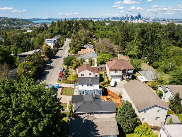 5246 21st Avenue SW, Seattle WA 98106