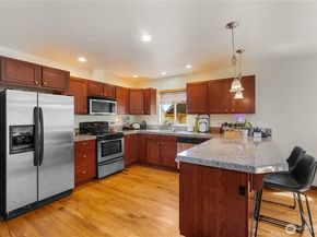 1325 Marguerite Avenue, Bremerton WA 98337