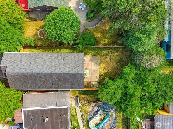 1325 Marguerite Avenue, Bremerton WA 98337