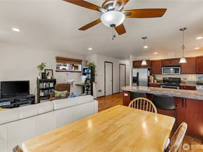 1325 Marguerite Avenue, Bremerton WA 98337