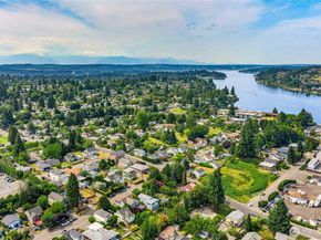 1325 Marguerite Avenue, Bremerton WA 98337