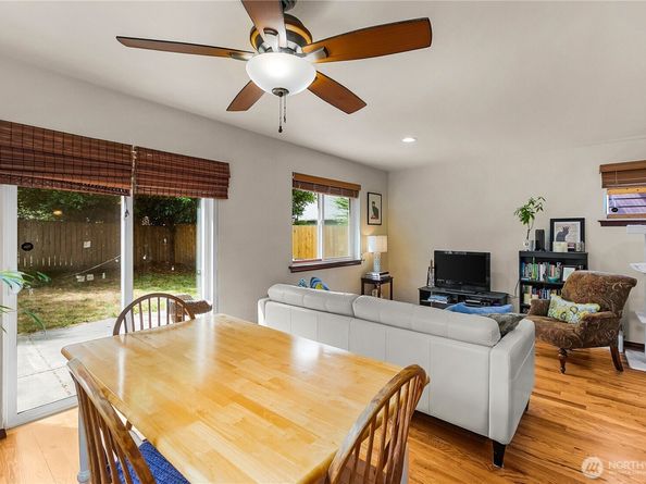 1325 Marguerite Avenue, Bremerton WA 98337