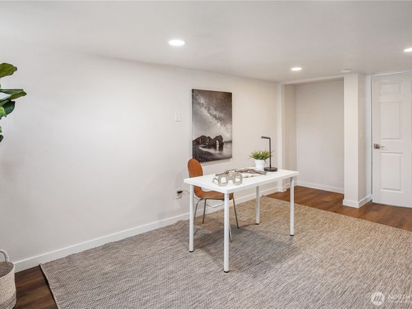 5909 8th Avenue NW, Seattle WA 98107