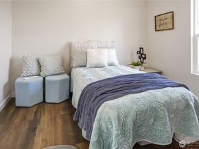5909 8th Avenue NW, Seattle WA 98107