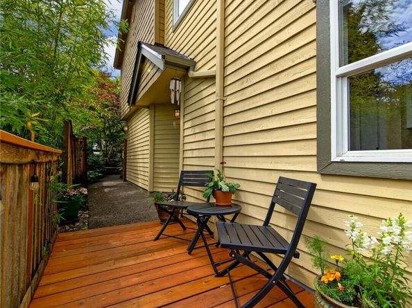 444 26th Avenue E, Seattle WA 98112