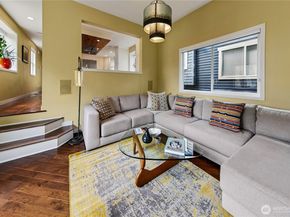444 26th Avenue E, Seattle WA 98112