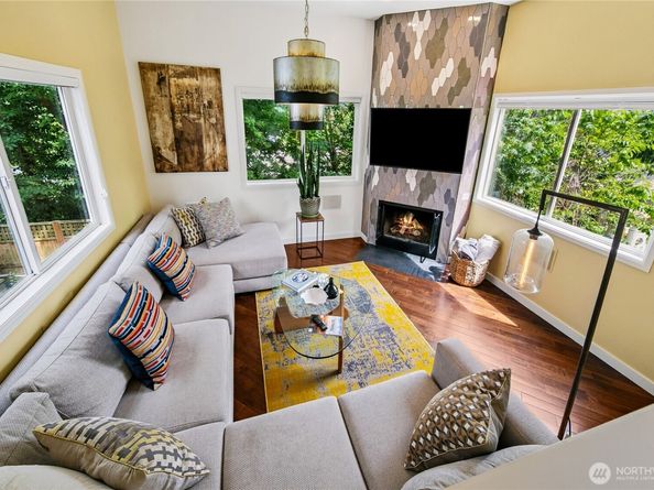 444 26th Avenue E, Seattle WA 98112