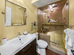 444 26th Avenue E, Seattle WA 98112
