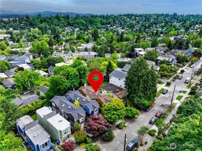 444 26th Avenue E, Seattle WA 98112