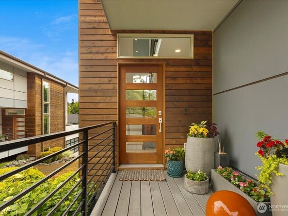 4531 S Kenny Street, Seattle WA 98118