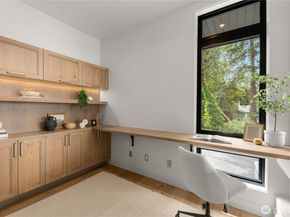 7116 NE 119th Lane, Kirkland WA 98034