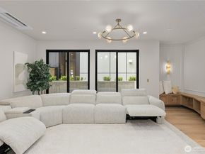 7116 NE 119th Lane, Kirkland WA 98034