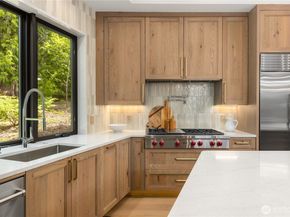 7116 NE 119th Lane, Kirkland WA 98034