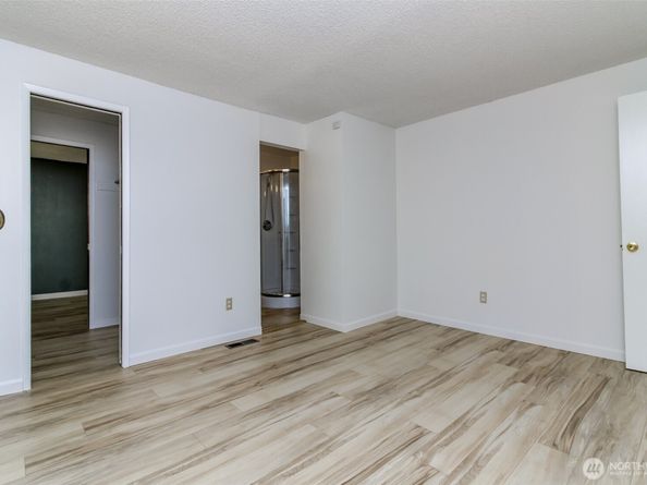 32622 39th Avenue SW, Federal Way WA 98023