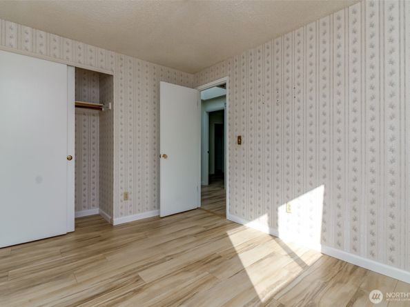 32622 39th Avenue SW, Federal Way WA 98023