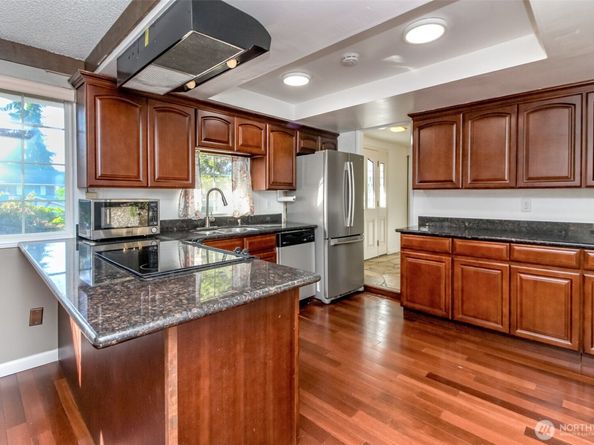 32622 39th Avenue SW, Federal Way WA 98023
