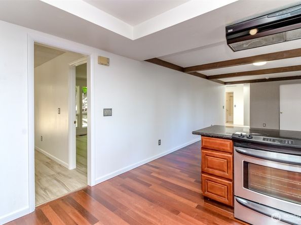 32622 39th Avenue SW, Federal Way WA 98023