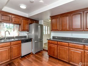 32622 39th Avenue SW, Federal Way WA 98023