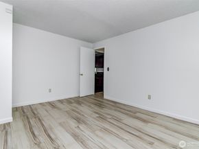 32622 39th Avenue SW, Federal Way WA 98023