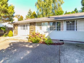 32622 39th Avenue SW, Federal Way WA 98023