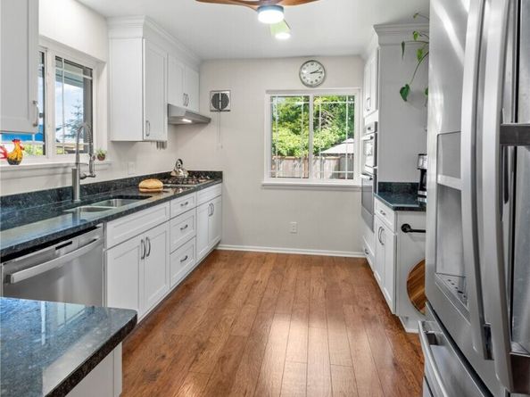 6901 Columbia Court, Everett WA 98203