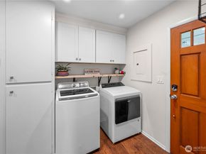 6901 Columbia Court, Everett WA 98203