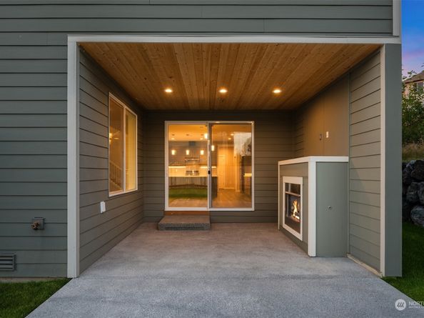 803 76th Drive SE, Lake Stevens WA 98258