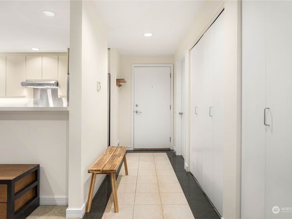 1231 5th Avenue N 204, Seattle WA 98109