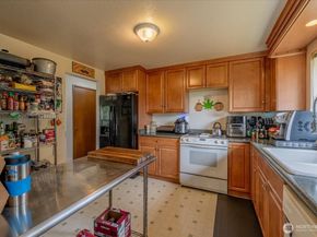 515 N 188th Street, Shoreline WA 98133