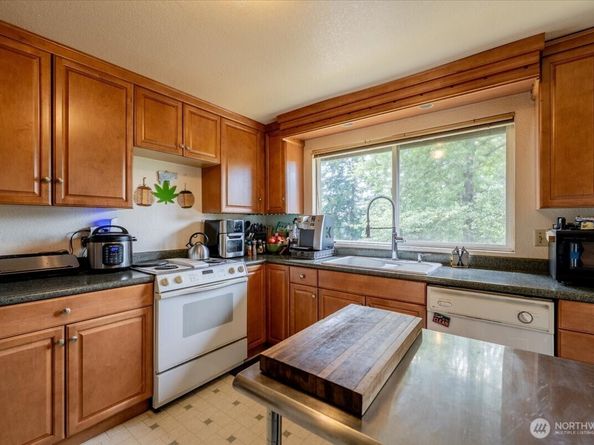 515 N 188th Street, Shoreline WA 98133