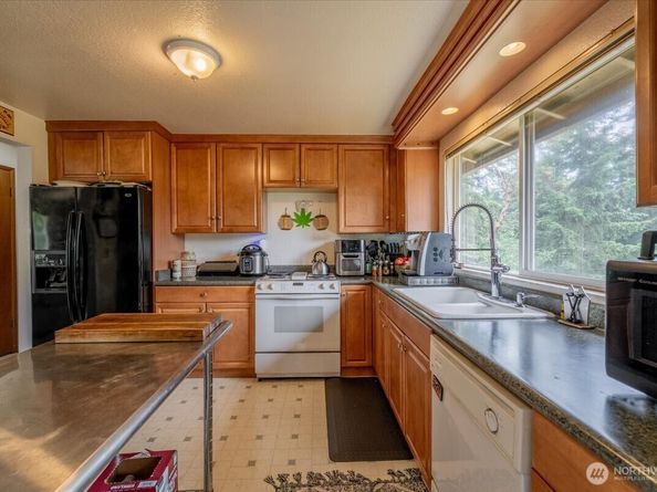 515 N 188th Street, Shoreline WA 98133