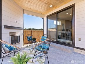 5682 Thornhill Avenue SW, Port Orchard WA 98367