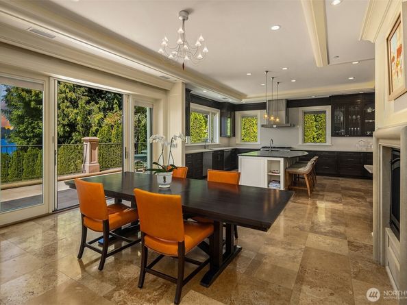 Undisclosed Address #2400769, Mercer Island WA 98040