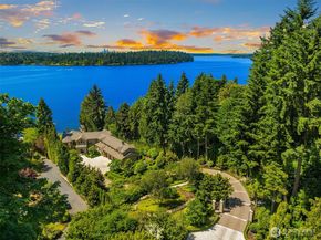 Undisclosed Address #2400769, Mercer Island WA 98040