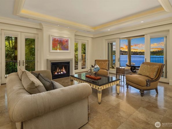 Undisclosed Address #2400769, Mercer Island WA 98040