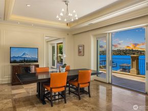 Undisclosed Address #2400769, Mercer Island WA 98040