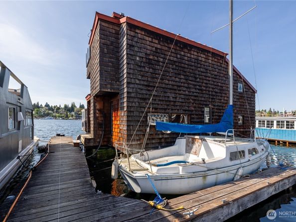 3123 Fairview Avenue E 2, Seattle WA 98102