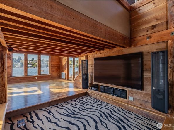3123 Fairview Avenue E 2, Seattle WA 98102
