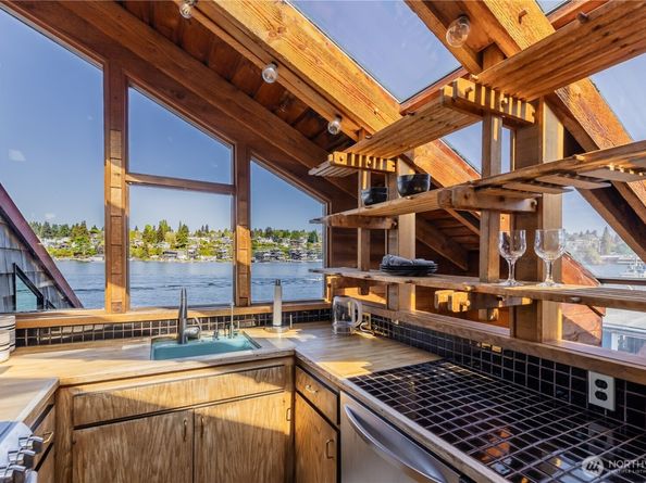 3123 Fairview Avenue E 2, Seattle WA 98102