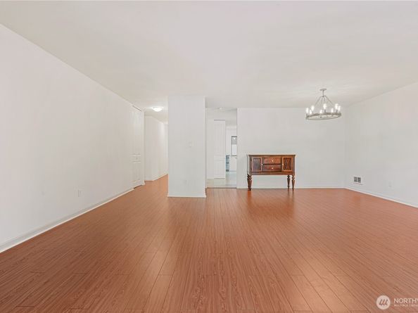 6405 Sand Point Way NE, Seattle WA 98115