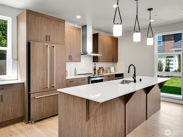 16614 63rd Avenue W A, Lynnwood WA 98037